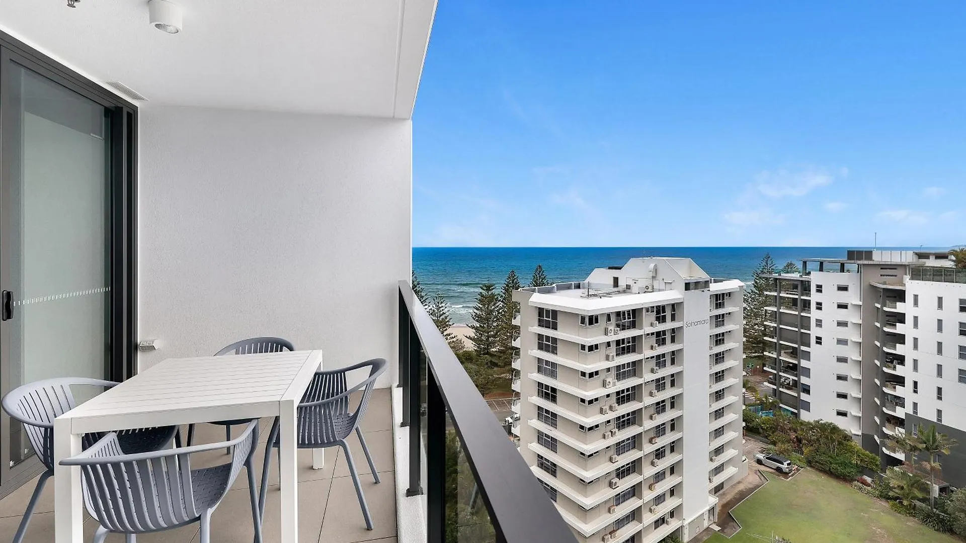 Aparthotel Sandbar Burleigh Gold Coast